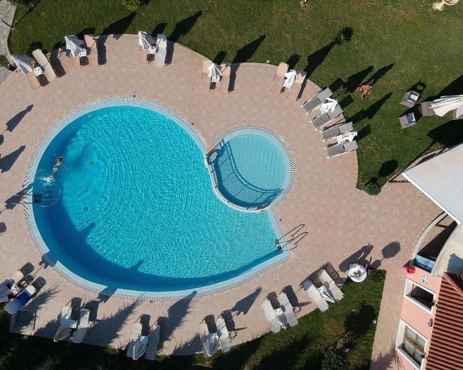 Eleni'S Garden & Castello Suites Alykanas  Eksteriør billede