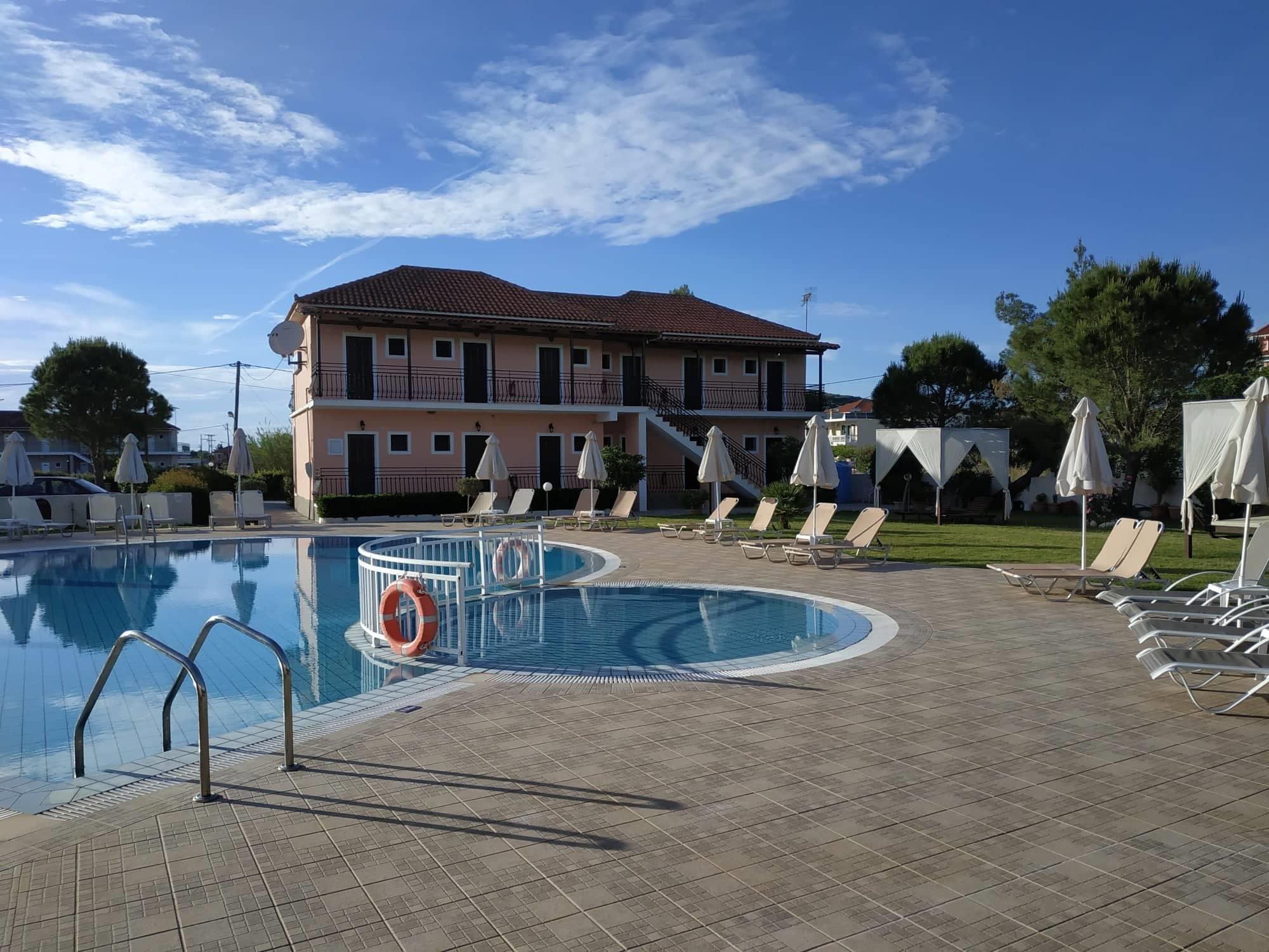 Eleni'S Garden & Castello Suites Alykanas  Eksteriør billede