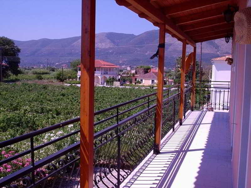 Eleni'S Garden & Castello Suites Alykanas  Eksteriør billede
